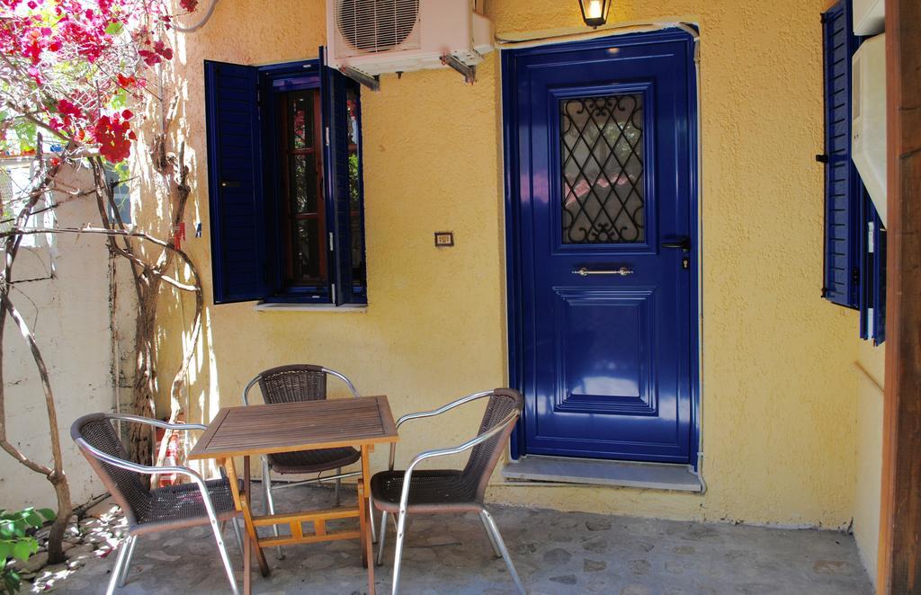 Jimmy'S Place Ormos  Exterior foto